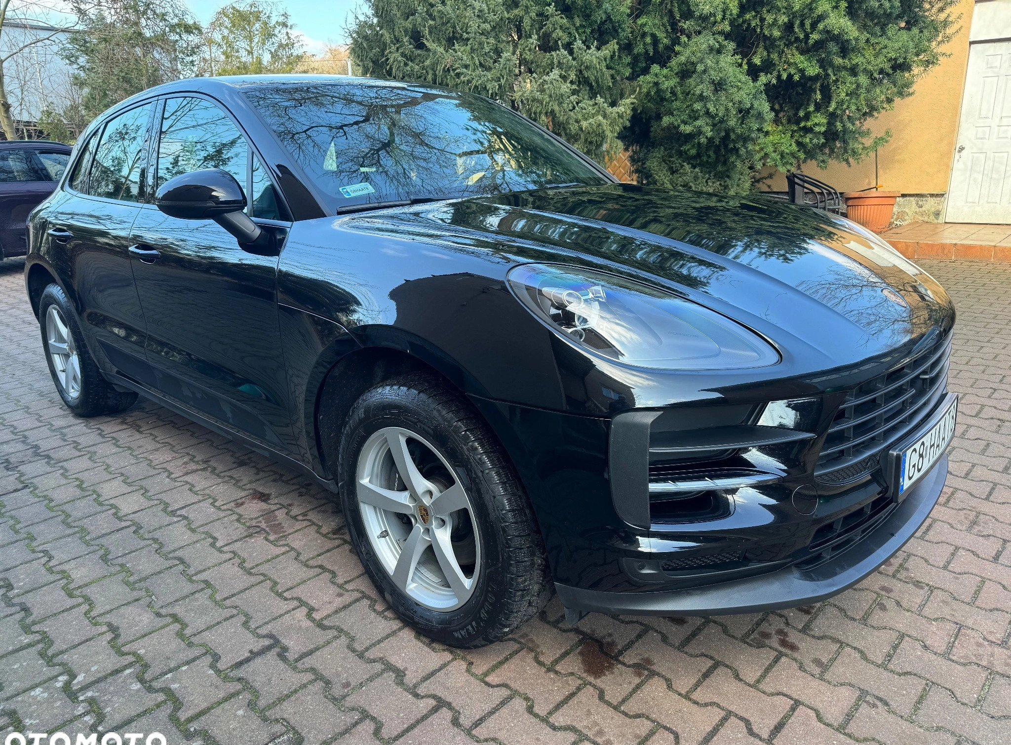 Porsche Macan cena 225000 przebieg: 60400, rok produkcji 2019 z Reda małe 191